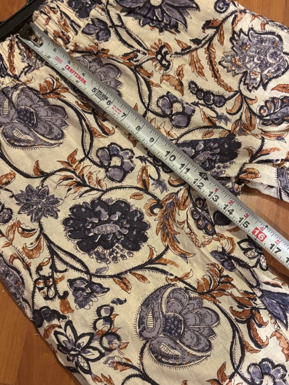 Nicole Miller Cream Wide-Leg Pants with Purple and Brown Floral Pattern - Picture 4 of 7